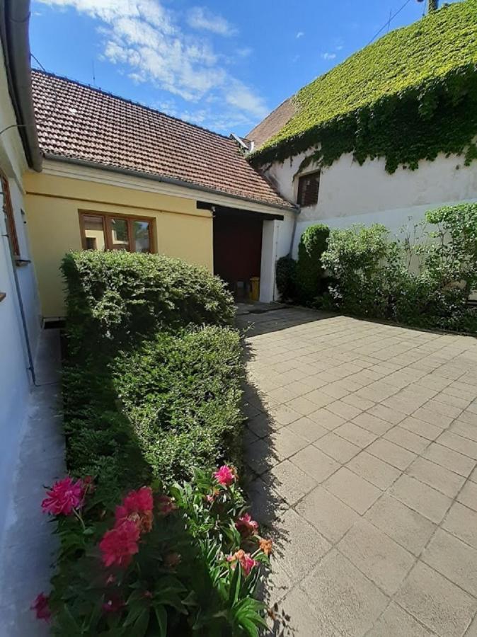 Penzion Fontana Mikulov Exterior photo